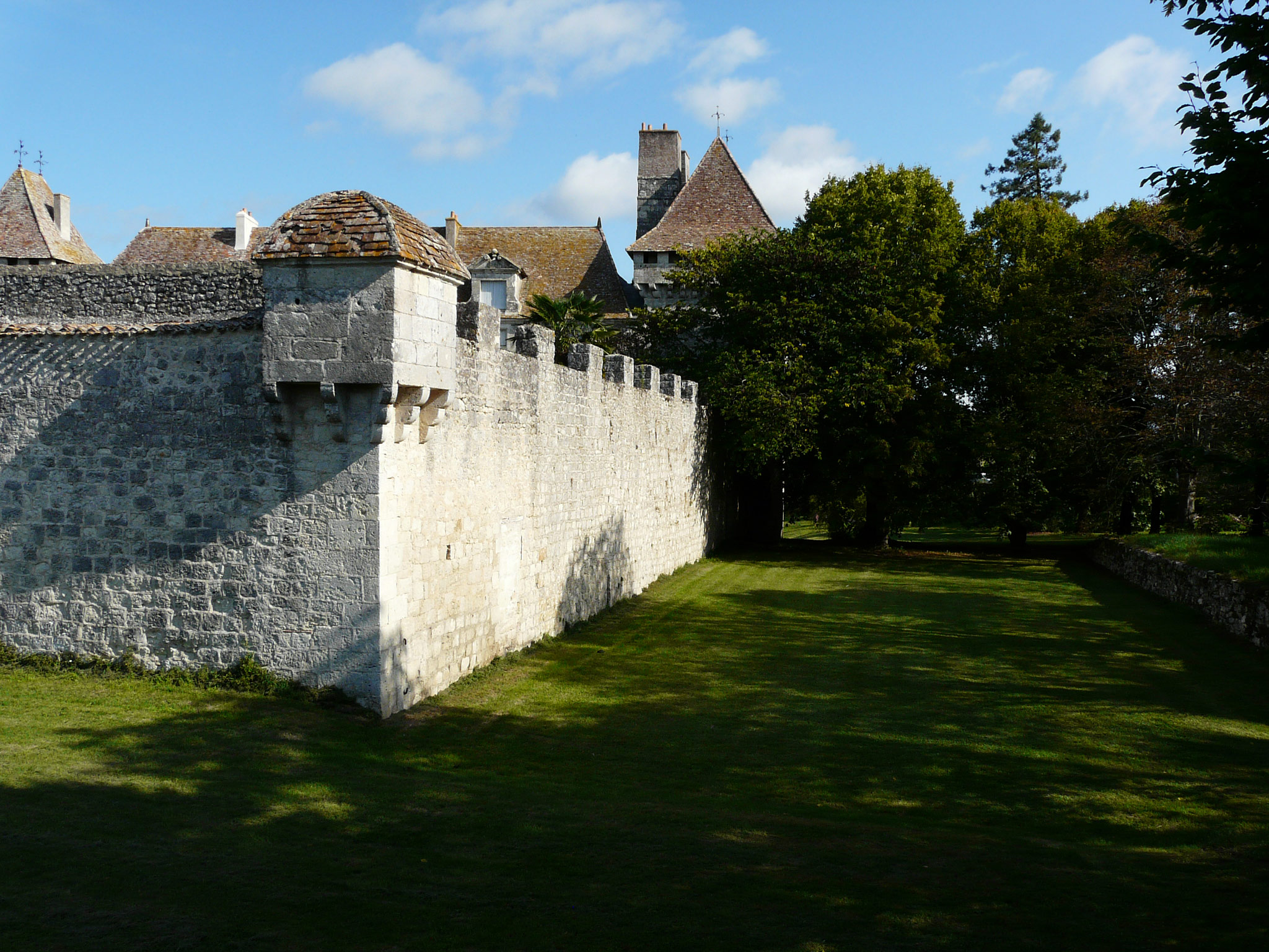 Gageac-et-Rouillac (Photo license: CC BY-SA 3.0)